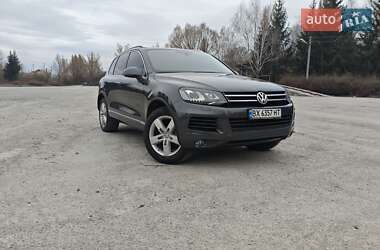 Позашляховик / Кросовер Volkswagen Touareg 2012 в 