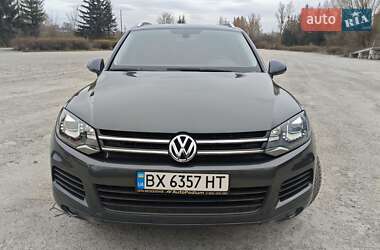 Позашляховик / Кросовер Volkswagen Touareg 2012 в 