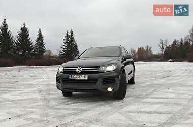 Позашляховик / Кросовер Volkswagen Touareg 2012 в 