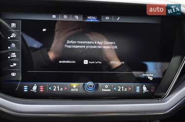 Внедорожник / Кроссовер Volkswagen Touareg 2020 в 
