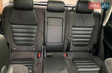 Внедорожник / Кроссовер Volkswagen Touareg 2017 в 