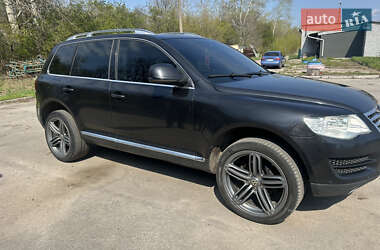 Внедорожник / Кроссовер Volkswagen Touareg 2010 в 
