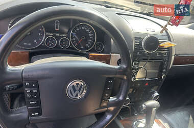 Внедорожник / Кроссовер Volkswagen Touareg 2010 в 