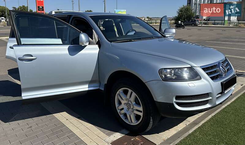 Внедорожник / Кроссовер Volkswagen Touareg 2006 в Киеве фото 3 Внедорожник / Кроссовер Volkswagen Touareg 2006 в Киеве