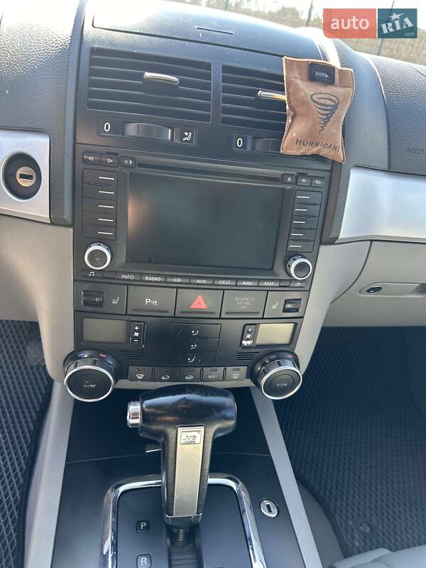 Внедорожник / Кроссовер Volkswagen Touareg 2006 в Киеве фото 28 Внедорожник / Кроссовер Volkswagen Touareg 2006 в Киеве