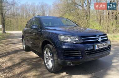 Позашляховик / Кросовер Volkswagen Touareg 2013 в 