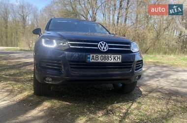 Позашляховик / Кросовер Volkswagen Touareg 2013 в 