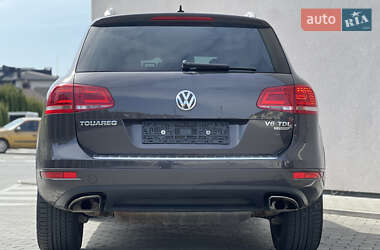 Внедорожник / Кроссовер Volkswagen Touareg 2012 в 