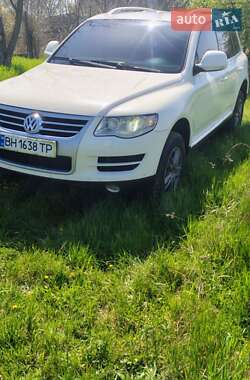 Позашляховик / Кросовер Volkswagen Touareg 2008 в 