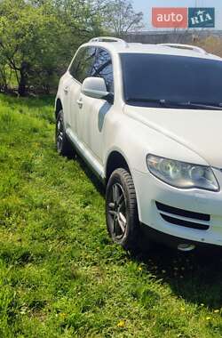 Позашляховик / Кросовер Volkswagen Touareg 2008 в 