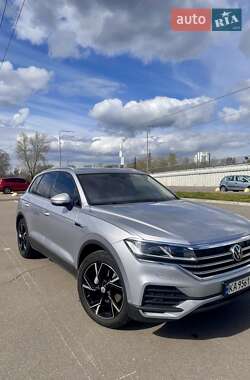 Внедорожник / Кроссовер Volkswagen Touareg 2021 в 
