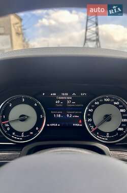 Внедорожник / Кроссовер Volkswagen Touareg 2021 в 