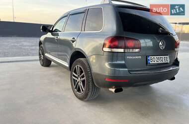 Позашляховик / Кросовер Volkswagen Touareg 2005 в 