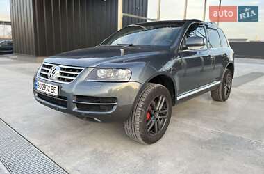 Позашляховик / Кросовер Volkswagen Touareg 2005 в 