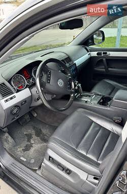 Позашляховик / Кросовер Volkswagen Touareg 2008 в 