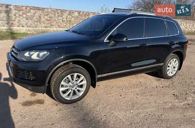 Внедорожник / Кроссовер Volkswagen Touareg 2012 в 