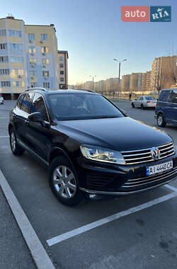 Позашляховик / Кросовер Volkswagen Touareg 2014 в Києві