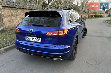 Внедорожник / Кроссовер Volkswagen Touareg 2021 в 