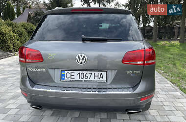 Внедорожник / Кроссовер Volkswagen Touareg 2011 в 