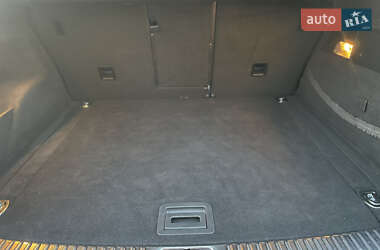 Внедорожник / Кроссовер Volkswagen Touareg 2011 в 