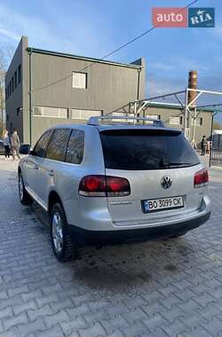 Внедорожник / Кроссовер Volkswagen Touareg 2007 в 