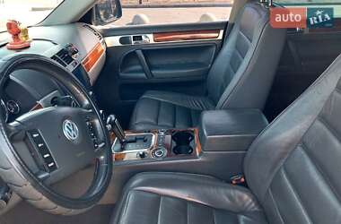 Внедорожник / Кроссовер Volkswagen Touareg 2006 в 