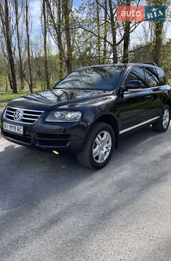 Внедорожник / Кроссовер Volkswagen Touareg 2006 в 