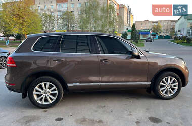 Позашляховик / Кросовер Volkswagen Touareg 2010 в 