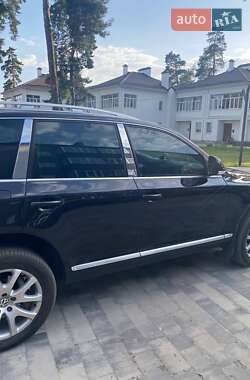 Внедорожник / Кроссовер Volkswagen Touareg 2007 в 