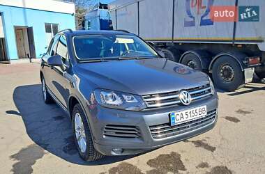 Внедорожник / Кроссовер Volkswagen Touareg 2013 в 