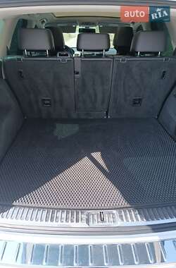 Внедорожник / Кроссовер Volkswagen Touareg 2011 в 