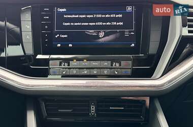 Позашляховик / Кросовер Volkswagen Touareg 2021 в 
