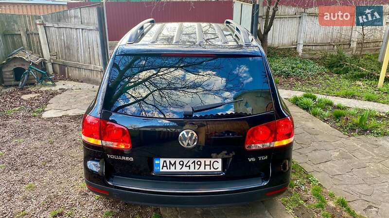 Внедорожник / Кроссовер Volkswagen Touareg 2006 в Житомире