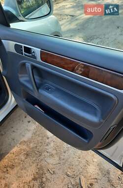 Внедорожник / Кроссовер Volkswagen Touareg 2008 в 