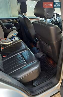 Внедорожник / Кроссовер Volkswagen Touareg 2008 в 
