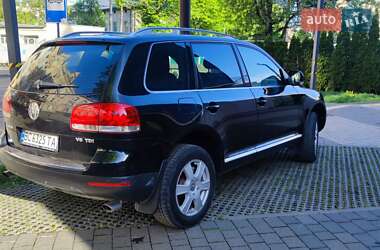 Внедорожник / Кроссовер Volkswagen Touareg 2006 в 