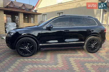 Внедорожник / Кроссовер Volkswagen Touareg 2012 в 