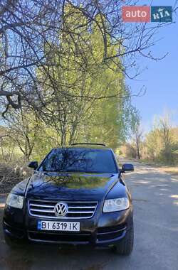 Позашляховик / Кросовер Volkswagen Touareg 2004 в 