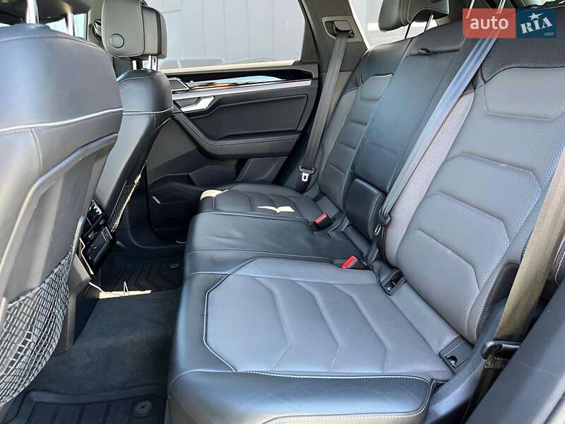 Внедорожник / Кроссовер Volkswagen Touareg 2021 в Львове фото 22 Внедорожник / Кроссовер Volkswagen Touareg 2021 в Львове