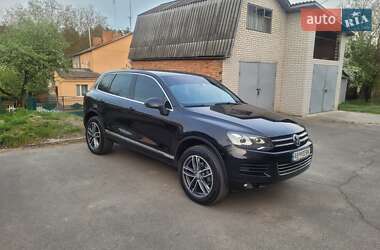 Внедорожник / Кроссовер Volkswagen Touareg 2012 в 