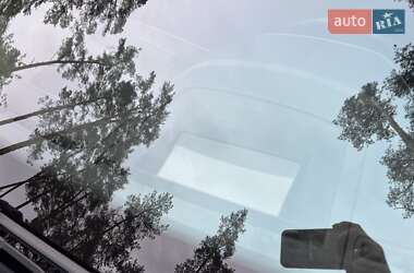 Позашляховик / Кросовер Volkswagen Touareg 2018 в 