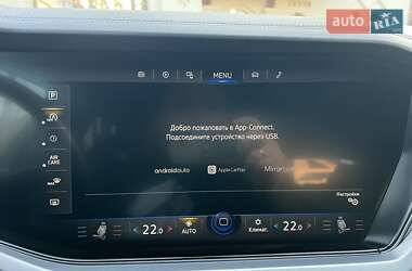 Позашляховик / Кросовер Volkswagen Touareg 2018 в 
