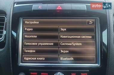 Внедорожник / Кроссовер Volkswagen Touareg 2012 в 