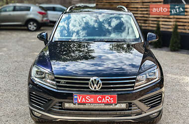 Внедорожник / Кроссовер Volkswagen Touareg 2016 в 