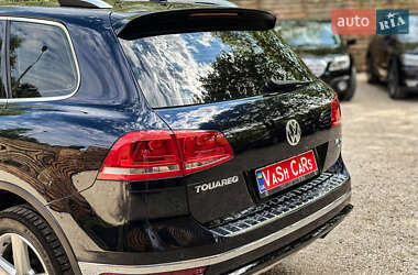 Внедорожник / Кроссовер Volkswagen Touareg 2016 в 