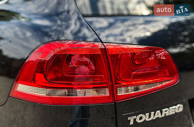 Внедорожник / Кроссовер Volkswagen Touareg 2016 в 
