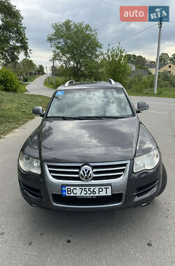 Внедорожник / Кроссовер Volkswagen Touareg 2008 в 