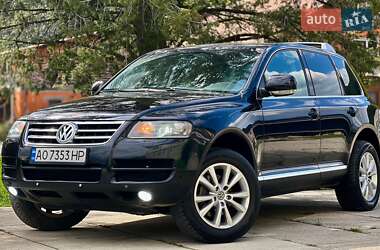 Внедорожник / Кроссовер Volkswagen Touareg 2005 в Межгорье