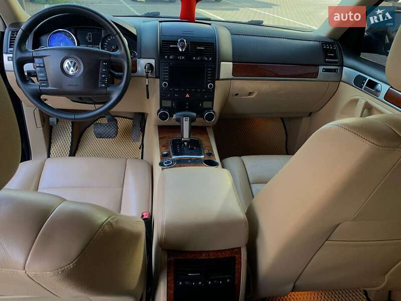 Внедорожник / Кроссовер Volkswagen Touareg 2007 в Ивано-Франковске