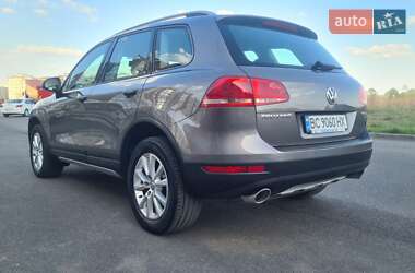 Позашляховик / Кросовер Volkswagen Touareg 2010 в 